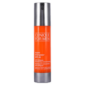 Clinique Super Energizer Yorgunluk Karşıtı Erkek Nemlendirici SPF40 48 ml - Clinique