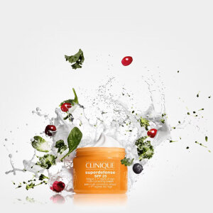 Clinique Superdefense SPF25 Yaşlanma Karşıtı Etkili Kuru Ciltler İçin Nemlendirici Krem 50 ml - 3