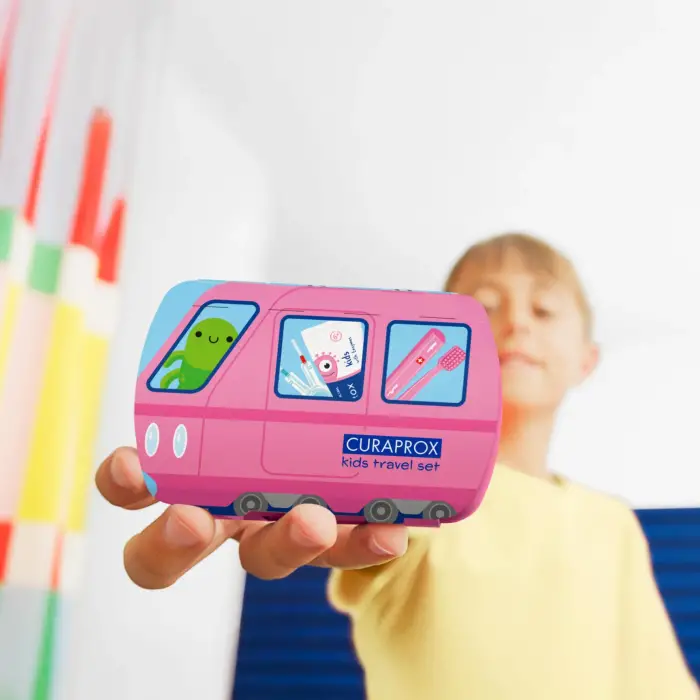 Curaprox Kids Travel Set - Pembe - 4