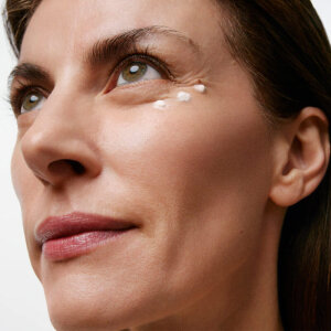 Darphin Stimulskin Plus Sculpting Eye & Lip Contour Cream 15 ml - 4