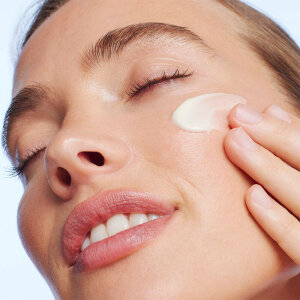 Nuxe Merveillance Lift The Exceptional Yaşlanma Karşıtı Gece ve Gündüz Kremi 75 ml - 3