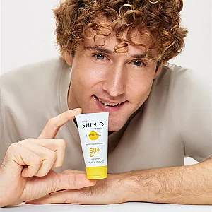 Shiniq Akne Karşıtı Güneş Koruyucu SPF50+ 40 ml - 2