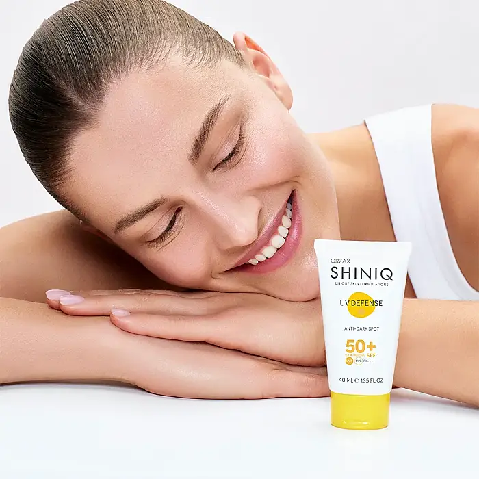 Shiniq Leke Karşıtı Güneş Koruyucu SPF50+ 40 ml - 2