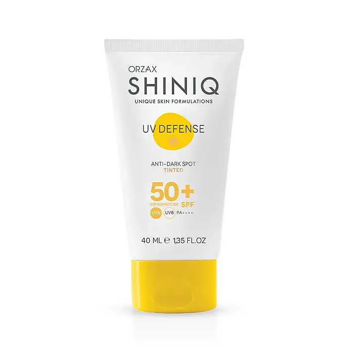 Shiniq Leke Karşıtı Renkli Güneş Koruyucu SPF50+ 40 ml - 1