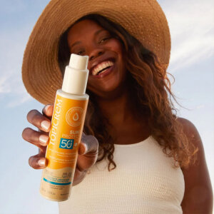Topicrem Sun Protect SPF50+ Moisturizing Sun Spray Güneş Koruyucu 150 ml - 2